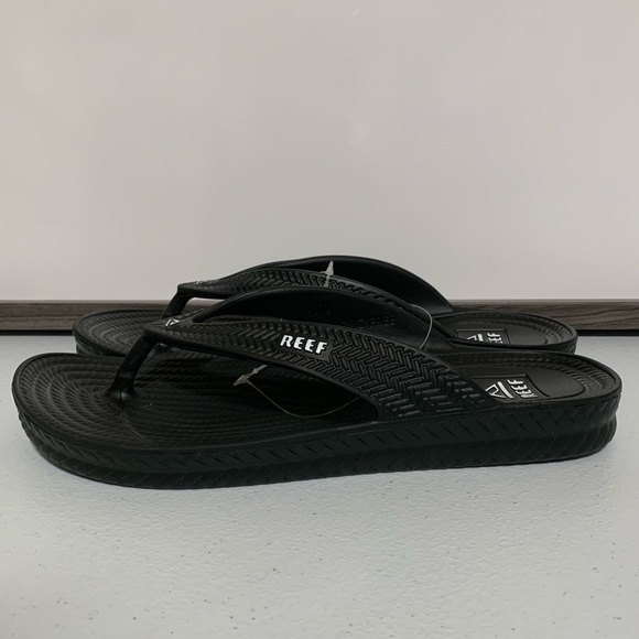 Reef Water Court Black Flip Flop Sandals-Size 10 New - Picture 3 of 11